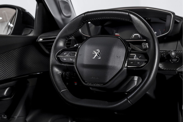 Peugeot 2008 1.2 PureTech 130 PK Allure Pack - Automaat | Dig. Cockpit | Cruise | PDC | Camera | NAV + App. Connect | ECC | Afn. Trekhaak | LM 17" |