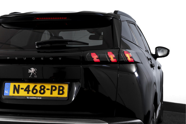 Peugeot 2008 1.2 PureTech 130 PK Allure Pack - Automaat | Dig. Cockpit | Cruise | PDC | Camera | NAV + App. Connect | ECC | Afn. Trekhaak | LM 17" |