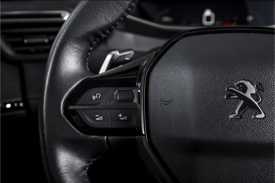 Peugeot 2008 1.2 PureTech 130 PK Allure Pack - Automaat | Dig. Cockpit | Cruise | PDC | Camera | NAV + App. Connect | ECC | Afn. Trekhaak | LM 17" |