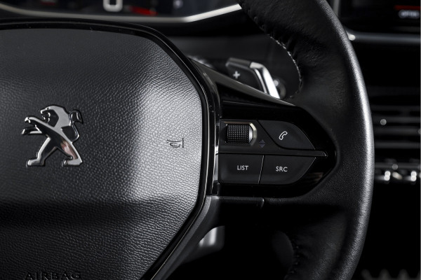 Peugeot 2008 1.2 PureTech 130 PK Allure Pack - Automaat | Dig. Cockpit | Cruise | PDC | Camera | NAV + App. Connect | ECC | Afn. Trekhaak | LM 17" |