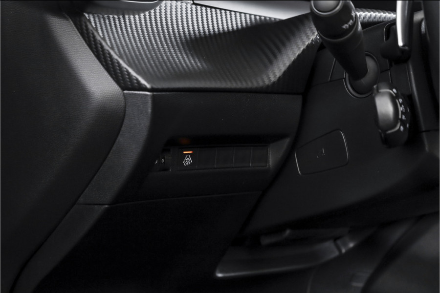 Peugeot 2008 1.2 PureTech 130 PK Allure Pack - Automaat | Dig. Cockpit | Cruise | PDC | Camera | NAV + App. Connect | ECC | Afn. Trekhaak | LM 17" |