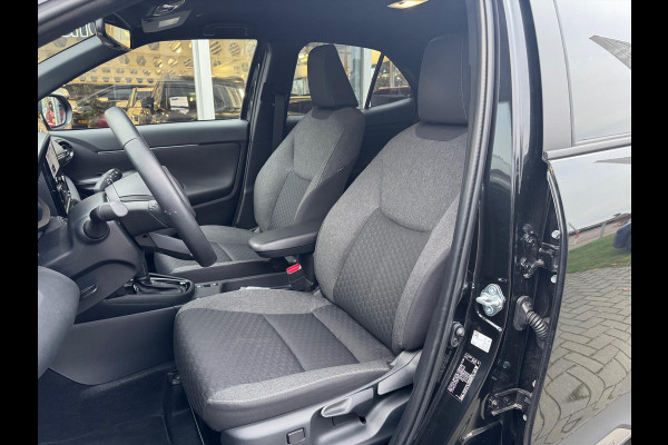 Toyota Yaris Cross 1.5 Hybrid 130pk Dynamic Plus Comfort Pack | Dodehoekherkenning, Parkeersensoren, Stoel + Stuurverwarming