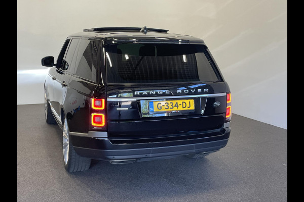 Land Rover Range Rover 3.0 TDV6 Autobiography Trekhaak Panoramadak Navigatie Apple Carplay/Android Auto Adaptive Cruise Control Camera Parkeersensoren Head-up Display Stoelverwarming en verkoeling Stuurverwarming Matrix Ledkoplampen Getinte ramen Luchtvering