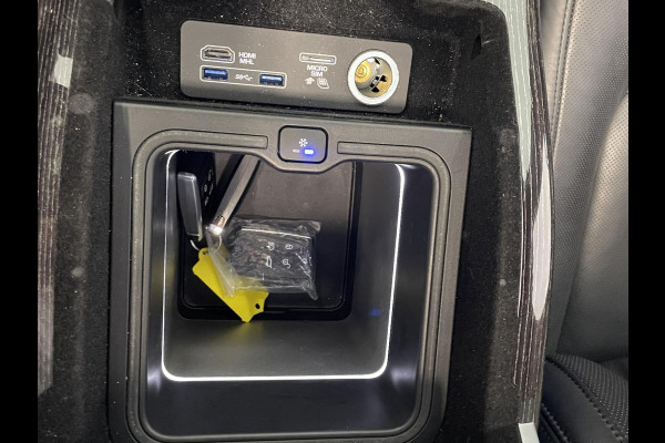 Land Rover Range Rover 3.0 TDV6 Autobiography Trekhaak Panoramadak Navigatie Apple Carplay/Android Auto Adaptive Cruise Control Camera Parkeersensoren Head-up Display Stoelverwarming en verkoeling Stuurverwarming Matrix Ledkoplampen Getinte ramen Luchtvering