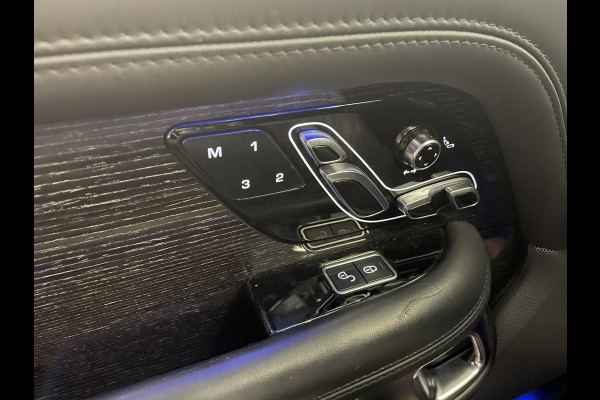 Land Rover Range Rover 3.0 TDV6 Autobiography Trekhaak Panoramadak Navigatie Apple Carplay/Android Auto Adaptive Cruise Control Camera Parkeersensoren Head-up Display Stoelverwarming en verkoeling Stuurverwarming Matrix Ledkoplampen Getinte ramen Luchtvering
