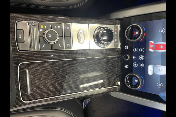 Land Rover Range Rover 3.0 TDV6 Autobiography Trekhaak Panoramadak Navigatie Apple Carplay/Android Auto Adaptive Cruise Control Camera Parkeersensoren Head-up Display Stoelverwarming en verkoeling Stuurverwarming Matrix Ledkoplampen Getinte ramen Luchtvering