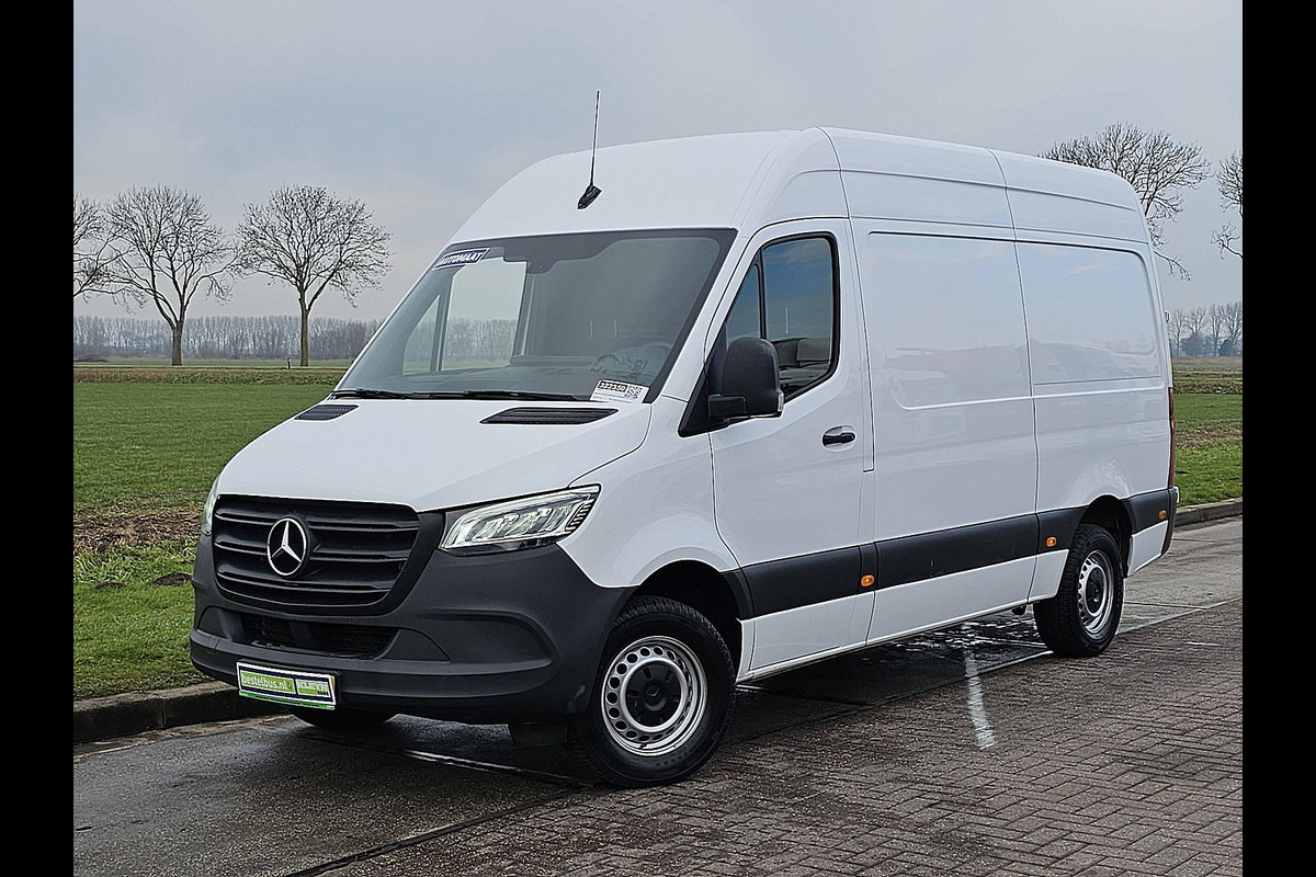Mercedes-Benz Sprinter 315 L2H2 RWD LED Mbux 10 Navi Camera Airco Automaat 3 Zits Euro6 150 PK!