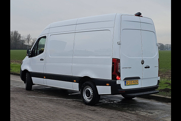 Mercedes-Benz Sprinter 315 L2H2 RWD LED Mbux 10 Navi Camera Airco Automaat 3 Zits Euro6 150 PK!