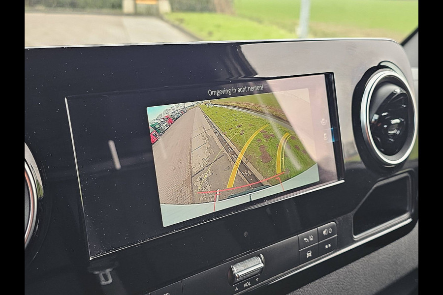 Mercedes-Benz Sprinter 315 L2H2 RWD LED Mbux 10 Navi Camera Airco Automaat 3 Zits Euro6 150 PK!