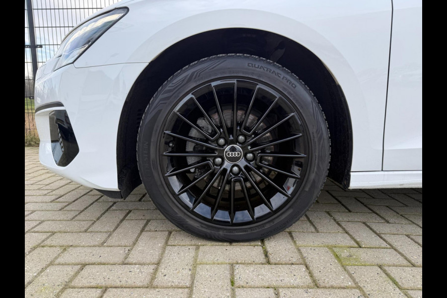 Audi A3 Sportback 35 TFSI Advanced edition | Black edition | Sportstoelen | PDC | Carplay