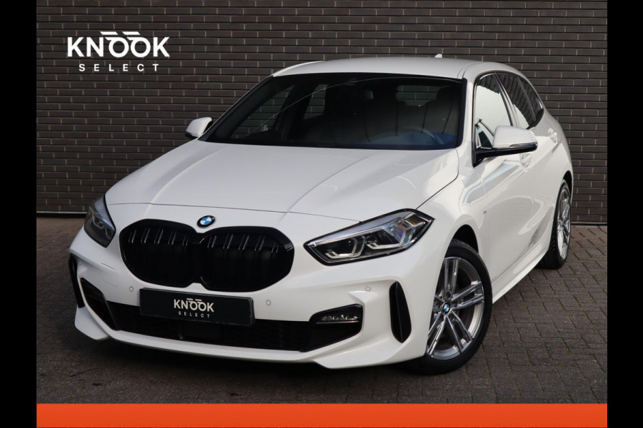 BMW 1-serie 118i Executive M Sport Pakket Automaat / Live Cockpit Professional / 17 Inch / LED / Achteruitrijcamera / Cruise Control / Shadow Line / Parkeersensoren / Lichtpakket