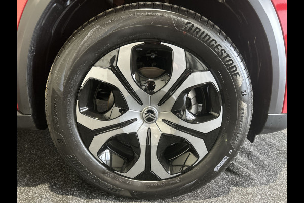 Citroën Ë-C3 Aircross Plus 113pk Comfort Range 44 kWh 11 kw lader | Apple Carplay | Parkeercamera | Zwart dak!