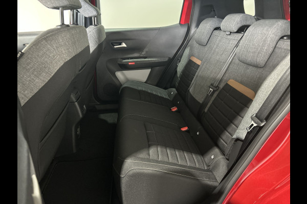 Citroën Ë-C3 Aircross Plus 113pk Comfort Range 44 kWh 11 kw lader | Apple Carplay | Parkeercamera | Zwart dak!