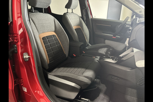 Citroën Ë-C3 Aircross Plus 113pk Comfort Range 44 kWh 11 kw lader | Apple Carplay | Parkeercamera | Zwart dak!