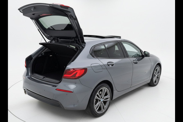 BMW 1-serie 118IA 140PK AUT. HIGH EXECUTIVE SPORT PANORAMADAK/CAMERA/LEDER****