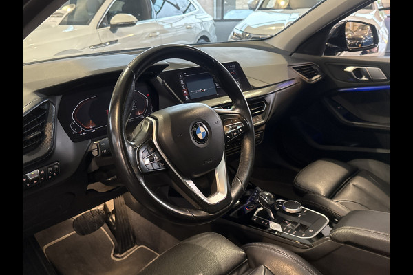BMW 1-serie 118IA 140PK AUT. HIGH EXECUTIVE SPORT PANORAMADAK/CAMERA/LEDER****
