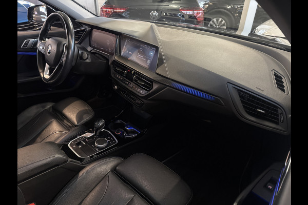 BMW 1-serie 118IA 140PK AUT. HIGH EXECUTIVE SPORT PANORAMADAK/CAMERA/LEDER****