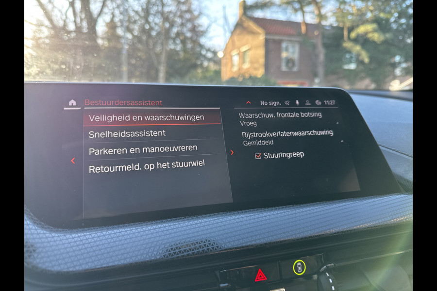 BMW 1-serie 118IA 140PK AUT. HIGH EXECUTIVE SPORT PANORAMADAK/CAMERA/LEDER****