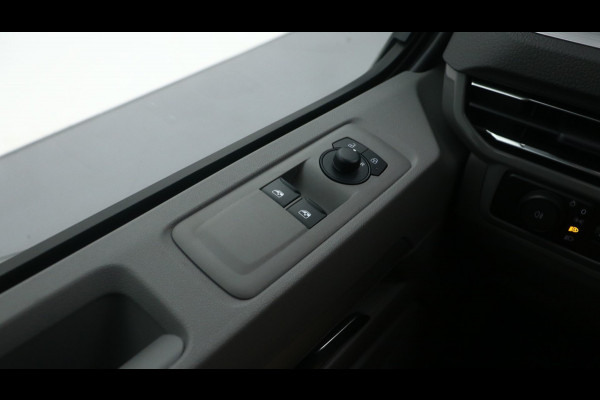 Volkswagen Transporter L1H1 2.0 TDI 110PK Life-Intro / Direct leverbaar / BPM-vrij .
