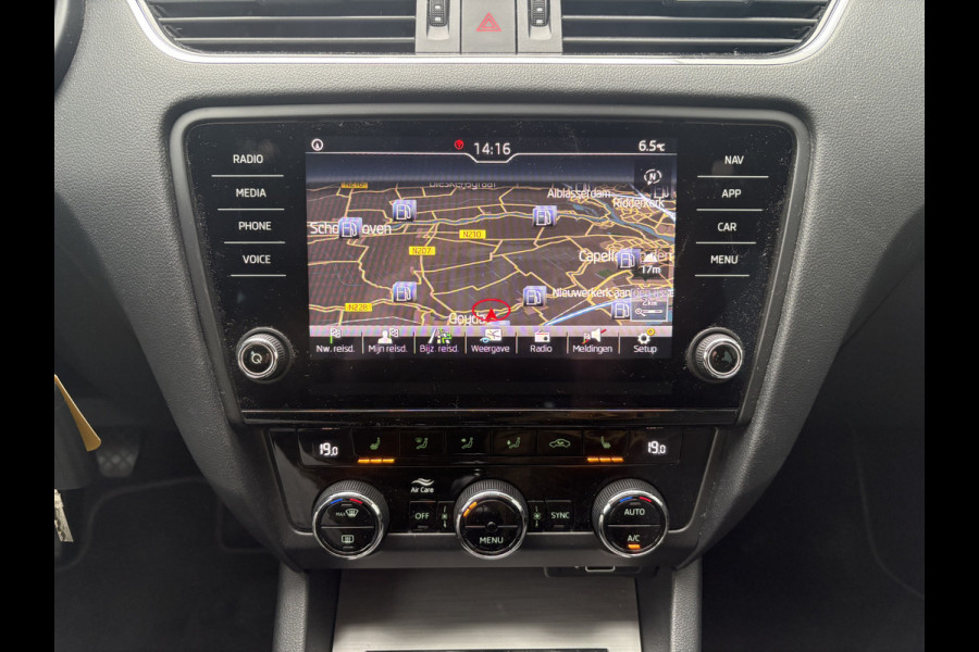 Škoda Octavia Combi 1.0 TSi 115pk Business Edition LEDER/NAVI/CARPLAY/CRUISE/PDC/WINTERPACK