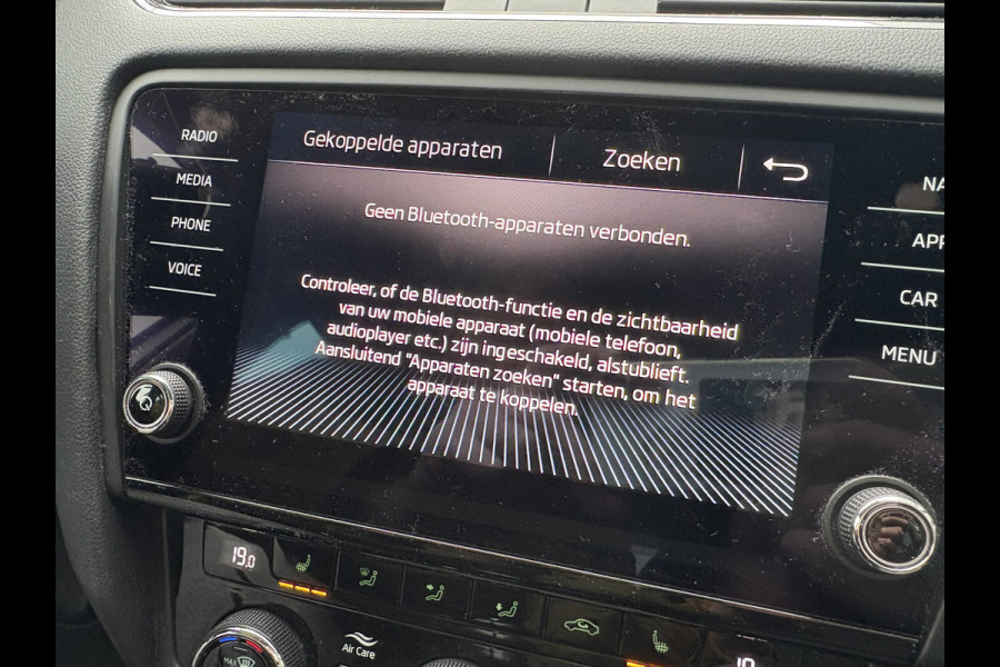 Škoda Octavia Combi 1.0 TSi 115pk Business Edition LEDER/NAVI/CARPLAY/CRUISE/PDC/WINTERPACK