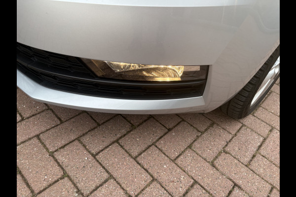 Škoda Octavia Combi 1.0 TSi 115pk Business Edition LEDER/NAVI/CARPLAY/CRUISE/PDC/WINTERPACK