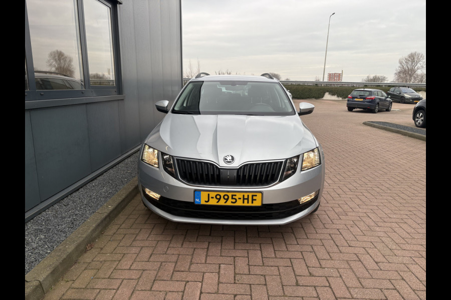 Škoda Octavia Combi 1.0 TSi 115pk Business Edition LEDER/NAVI/CARPLAY/CRUISE/PDC/WINTERPACK