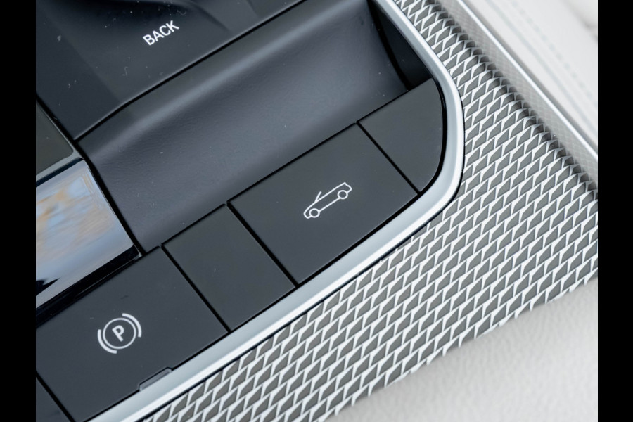 BMW 4 Serie Cabrio 430i M-Sport - Camera - Stuurwielverwarming - Hifi