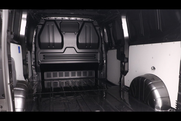 Volkswagen Transporter L2H1 2.0 TDI 150PK Style-Intro / Direct leverbaar / BPM-vrij