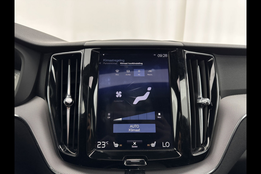 Volvo XC60 2.0 B5 Business Pro R-Design (INCL.BTW) Aut. *PANO | LUXURY-LEATHER | FULL-LEATHER | MEMORY-PACK | HEATED-SPORTSEATS | CAMERA | NAVI-FULLMAP | SHIFT-PADDLES | PRIVACY-GLASS | AIR-SUSPENSION | ECC | PDC | CRUISE | 19''ALU