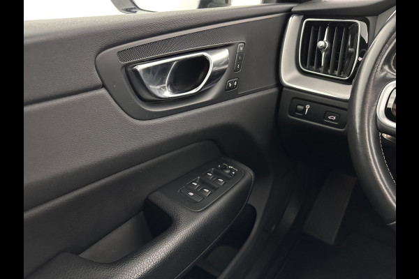 Volvo XC60 2.0 B5 Business Pro R-Design (INCL.BTW) Aut. *PANO | LUXURY-LEATHER | FULL-LEATHER | MEMORY-PACK | HEATED-SPORTSEATS | CAMERA | NAVI-FULLMAP | SHIFT-PADDLES | PRIVACY-GLASS | AIR-SUSPENSION | ECC | PDC | CRUISE | 19''ALU