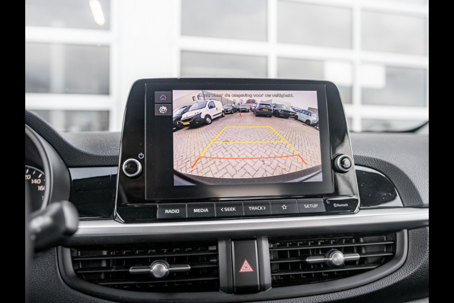 Kia Picanto 1.0 DPi DynamicLine | Carplay | Airco | Achteruitrijcamera | All season banden |
