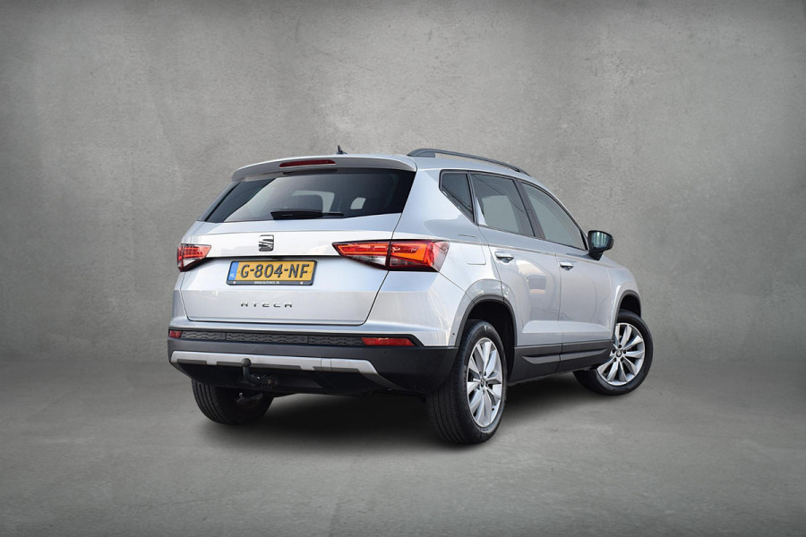 Seat Ateca 1.0 EcoTSI Style Business Intense | Trekhaak | Apple CarPlay | Camera | Climate