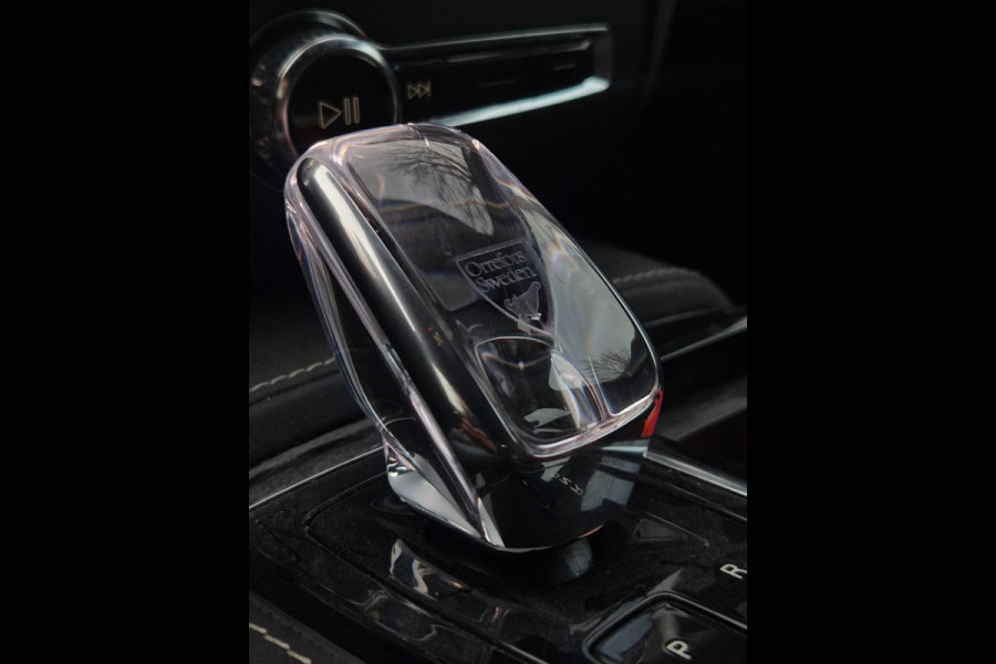 Volvo V60 2.0 T6 hybrid AWD Plus Dark 388PK KRISTAL Autopilot +70km Hyrbride BTW Volle optielijst Adaptieve cruise control CarPlay