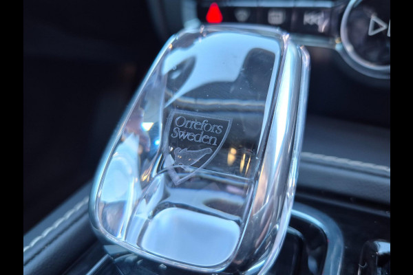 Volvo V60 2.0 T6 hybrid AWD Plus Dark 388PK KRISTAL Autopilot +70km Hyrbride BTW Volle optielijst Adaptieve cruise control CarPlay