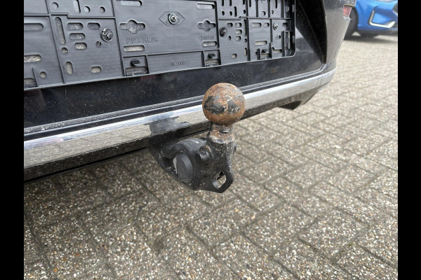 Volkswagen Arteon Shooting Brake 1.4 TSI eHybrid Elegance Business+ | Wegklapbare Trekhaak | Stoelverwarming | Stuurwielverwarming | Camera | Side Assist | Comfort stoelen elektrisch verstelbaar