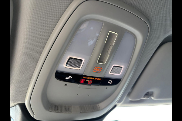 Volvo XC60 2.0 T6 Plug-in hybrid AWD Plus Dark Lichtmetalen Velgen, Panorama Dak, Camera, Lederen bekleding