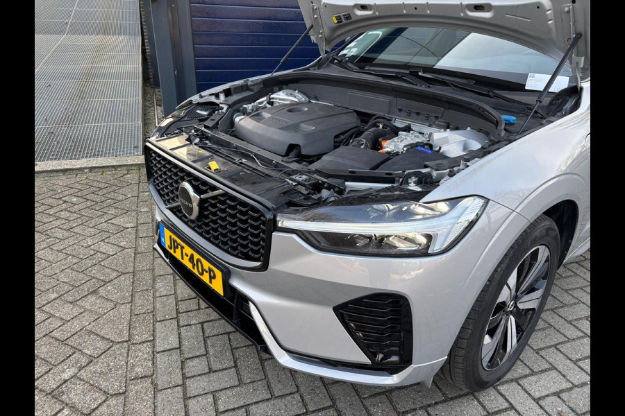 Volvo XC60 2.0 T6 Plug-in hybrid AWD Plus Dark Lichtmetalen Velgen, Panorama Dak, Camera, Lederen bekleding