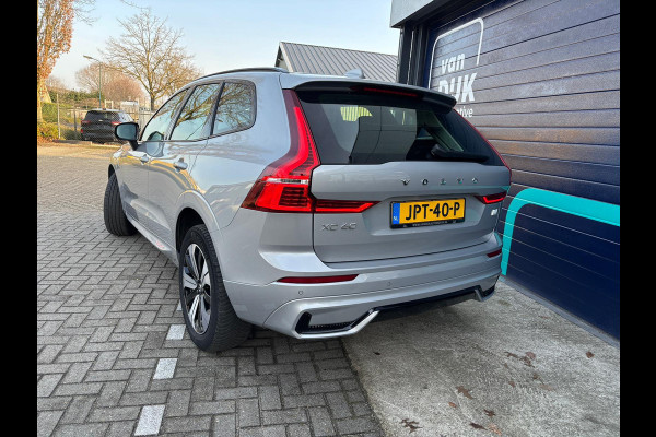 Volvo XC60 2.0 T6 Plug-in hybrid AWD Plus Dark Lichtmetalen Velgen, Panorama Dak, Camera, Lederen bekleding
