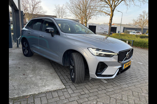 Volvo XC60 2.0 T6 Plug-in hybrid AWD Plus Dark Lichtmetalen Velgen, Panorama Dak, Camera, Lederen bekleding