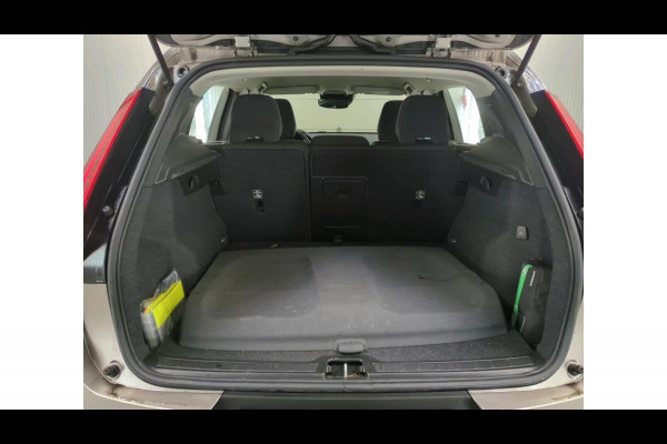 Volvo XC40 1.5 T2 Momentum NL-AUTO | TREKHAAK | STOEL VERWARMING
