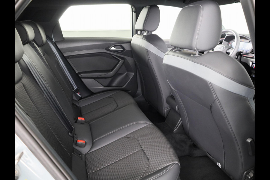 Audi A1 Sportback 40 TFSI S Line 207pk | Komt eind januari binnen | Led koplampen | 18 inch Lichtmetalen velgen | Sportstoelen | Stoelverwarming