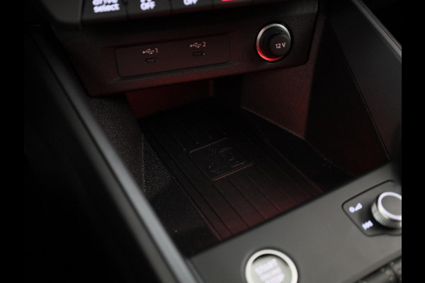 Audi A1 Sportback 40 TFSI S Line 207pk | Komt eind januari binnen | Led koplampen | 18 inch Lichtmetalen velgen | Sportstoelen | Stoelverwarming