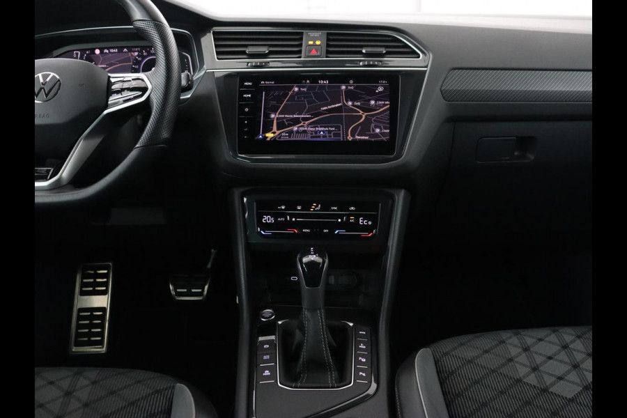 Volkswagen Tiguan 1.4 TSI eHybrid R Line | Trekhaak | Matrix LED | Carplay | Adaptive cruise | Park Assist | Navigatie | Keyless | Virtual Cockpit | Parkeerhulp | PHEV | Plug In