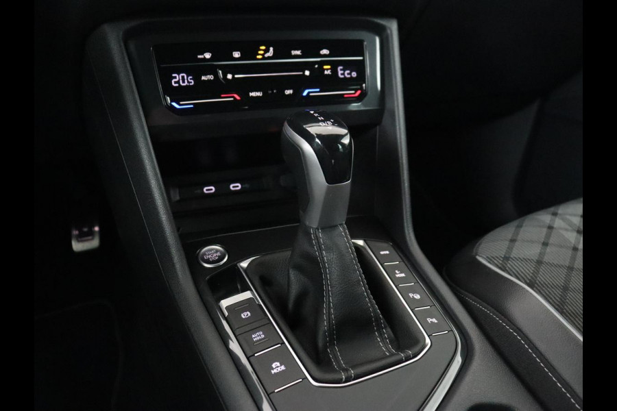 Volkswagen Tiguan 1.4 TSI eHybrid R Line | Trekhaak | Matrix LED | Carplay | Adaptive cruise | Park Assist | Navigatie | Keyless | Virtual Cockpit | Parkeerhulp | PHEV | Plug In