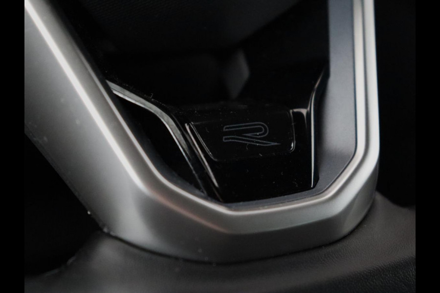 Volkswagen Tiguan 1.4 TSI eHybrid R Line | Trekhaak | Matrix LED | Carplay | Adaptive cruise | Park Assist | Navigatie | Keyless | Virtual Cockpit | Parkeerhulp | PHEV | Plug In