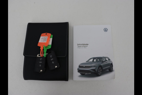 Volkswagen Tiguan 1.4 TSI eHybrid R Line | Trekhaak | Matrix LED | Carplay | Adaptive cruise | Park Assist | Navigatie | Keyless | Virtual Cockpit | Parkeerhulp | PHEV | Plug In