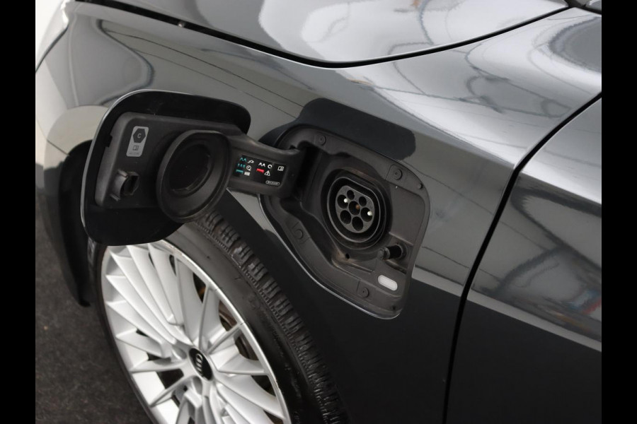Audi A3 40 TFSIe Advanced edition | Sportstoelen | Carplay | Virtual Cockpit | Navigatie | Full LED | Parkeerhulp | Climate control | Cruise control | PHEV | Plug In