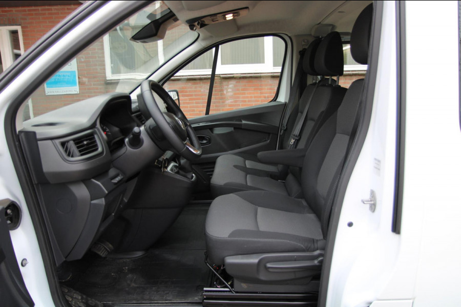 Renault Trafic 2.0 Blue 150PK Automaat L2H1 DC / 6 pers / Trekhaak / App connect