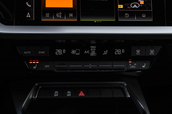 Audi A3 Sportback 30 TFSI Business Edition 110 PK 1e Eig Adaptive Stoelverwarming Full LED 18''